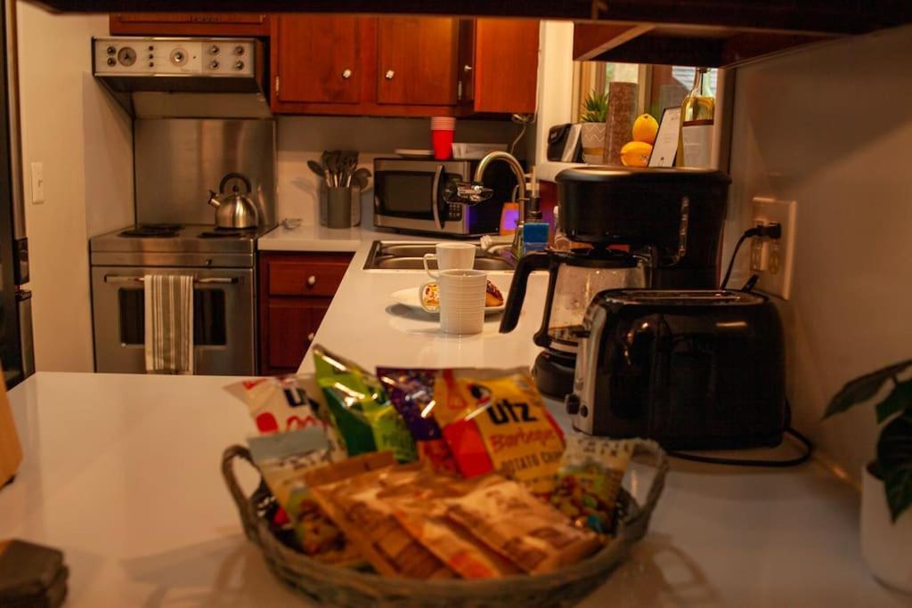 Modern Cabin With Hot Tub Grill Lake Beach Wineries Hiking Fishing And Hershey Park Family And Pet Friendly Superhosts On Ab&B Mount Gretna Zewnętrze zdjęcie